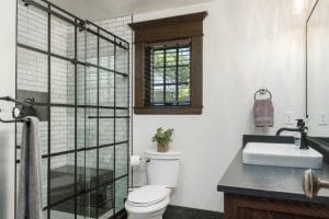 CLARK-AVE-BATHROOM-DSPX6101