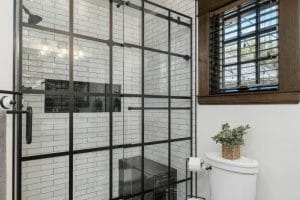 CLARK-AVE-BATHROOM-DSPX6105