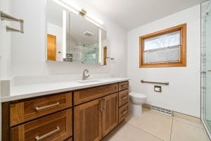 REFINED-SIMPLICITY-BATHROOM-ADAB07407