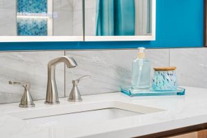THE-MILES-AVE-BATHROOM-DSA00637